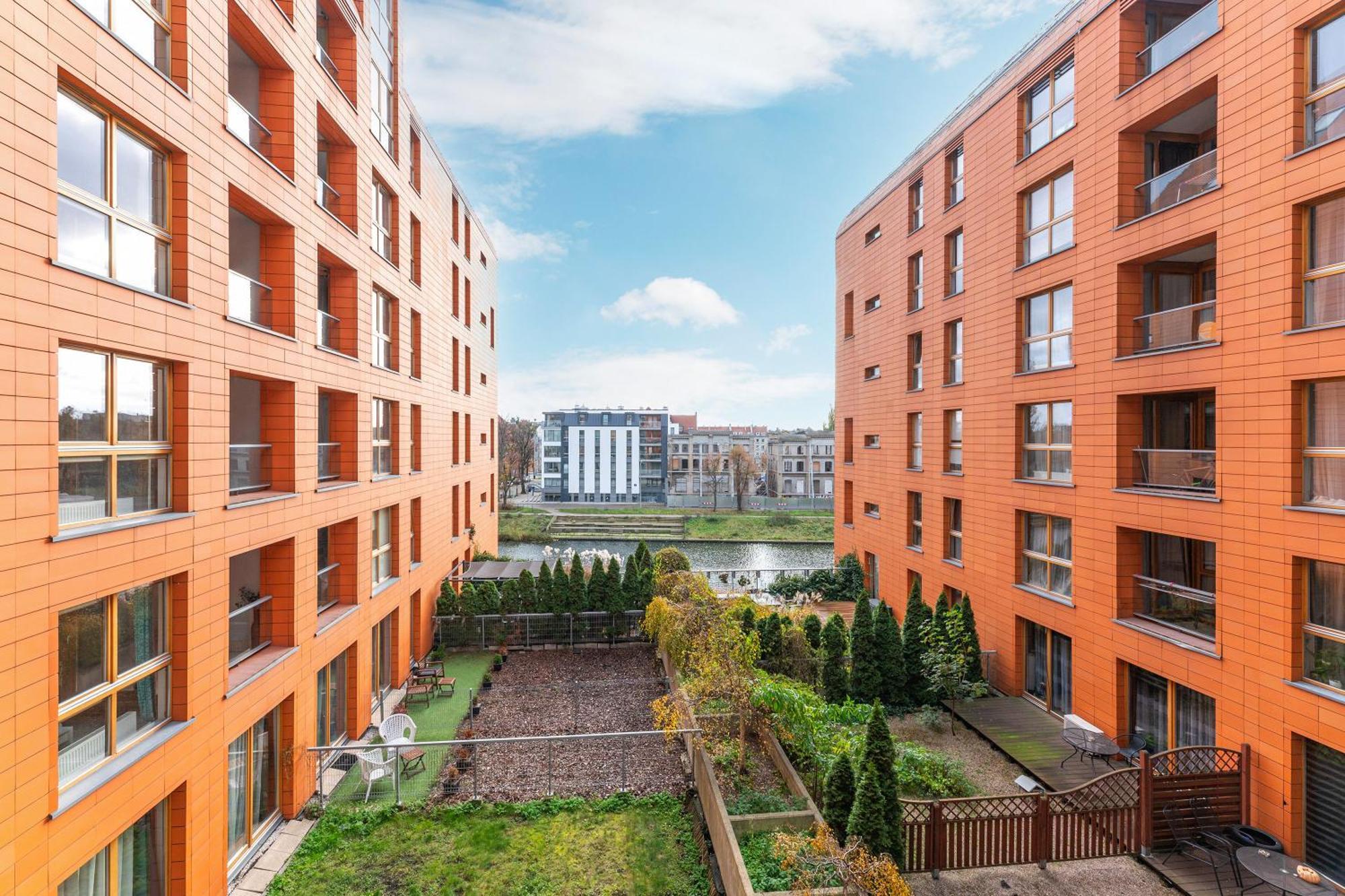 Flatbook - City Center Apartments Dwie Motlawy Гданск Екстериор снимка